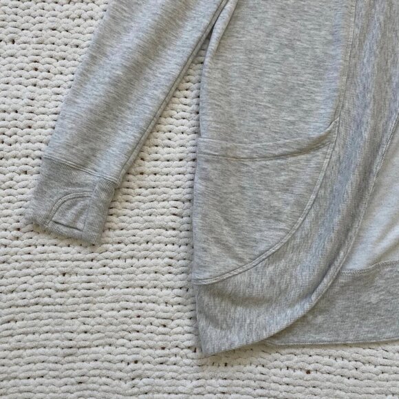 Athleta Girls Wrap 'n' Roll Cozy Grey Cardigan Sweater - Size XL - Picture 8 of 8
